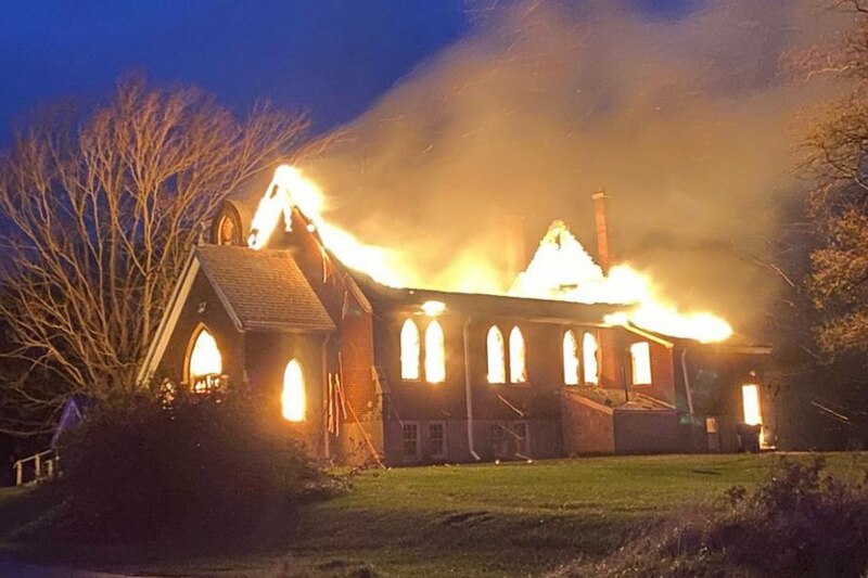 Incendio en una iglesia