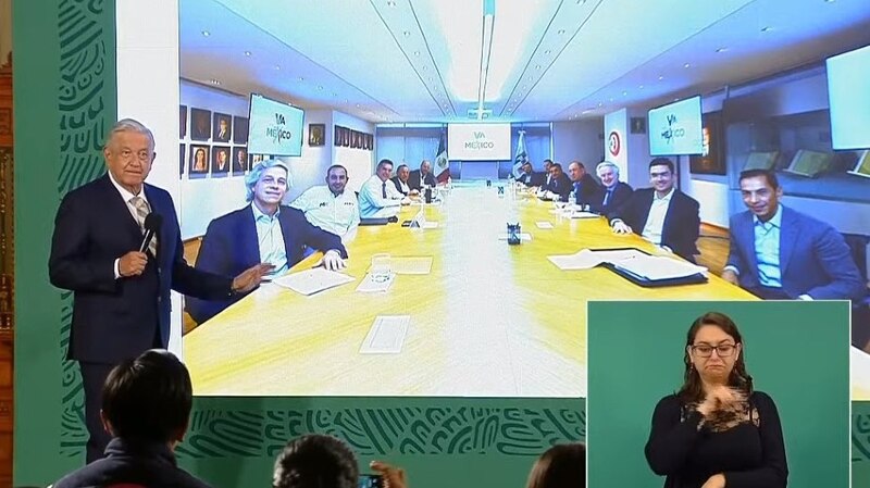 El presidente López Obrador encabeza la reunión del gabinete de seguridad