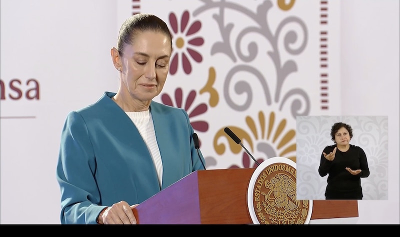 La presidenta de la Cámara de Diputados, Laura Rojas, durante su discurso en la inauguración del segundo periodo de sesiones ordinarias del Congreso de la Unión.