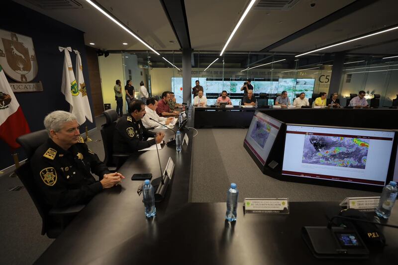 Reunión de trabajo de la Secretaría de Seguridad Pública de Yucatán