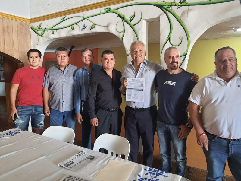 Entrega de constancias a los nuevos integrantes del consejo directivo 2022-2024 de la CANACO