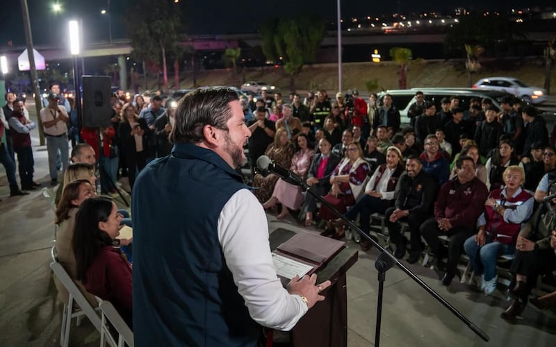 “Nuestra presidenta nos ha marcado el ejemplo con políticas públicas que priorizan la seguridad, la educación y la regeneración urbana, y en Tijuana estamos replicando esa visión”, afirmó el alcalde