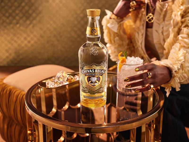 Charles le Clerc fusiona talento y sofisticación junto a Chivas Regal