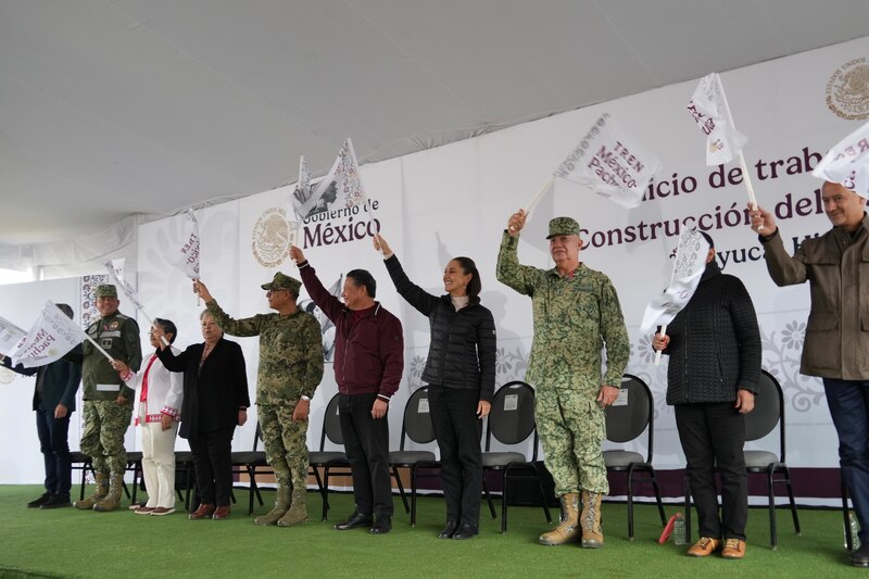 AMLO da banderazo de inicio a la construcción del Tren Maya en Yucatán