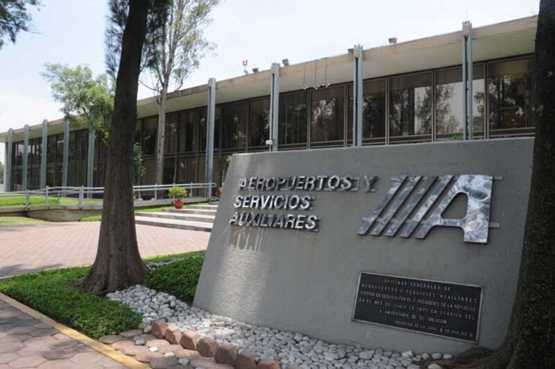 Aeropuertos y Servicios Auxiliares