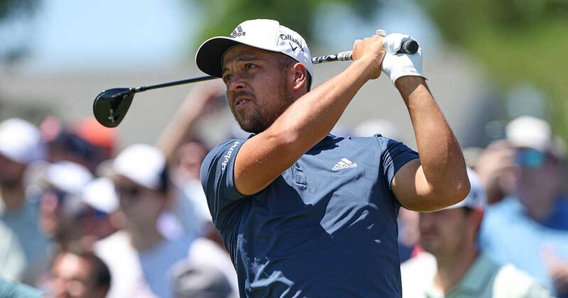 El golfista profesional Jon Rahm en acción durante un torneo