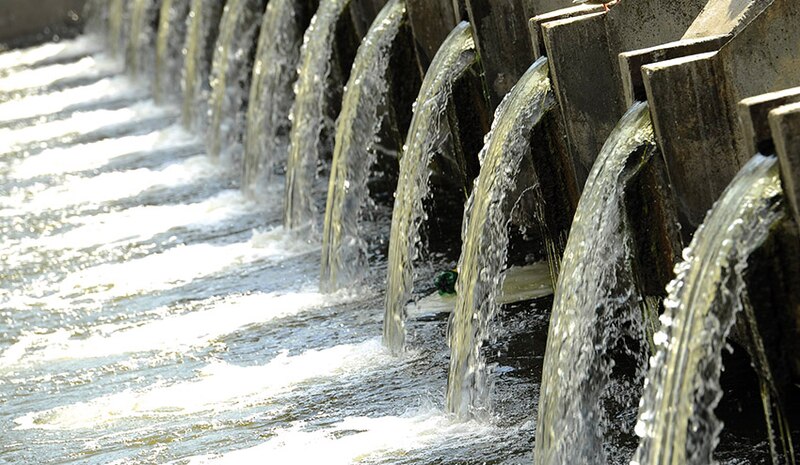 Vertedero de aguas residuales