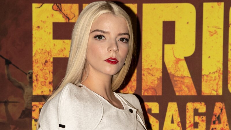 Anya Taylor-Joy, la estrella de Gambito de Dama, deslumbra en el Festival de Cine de Venecia