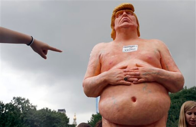 Trump desnudo