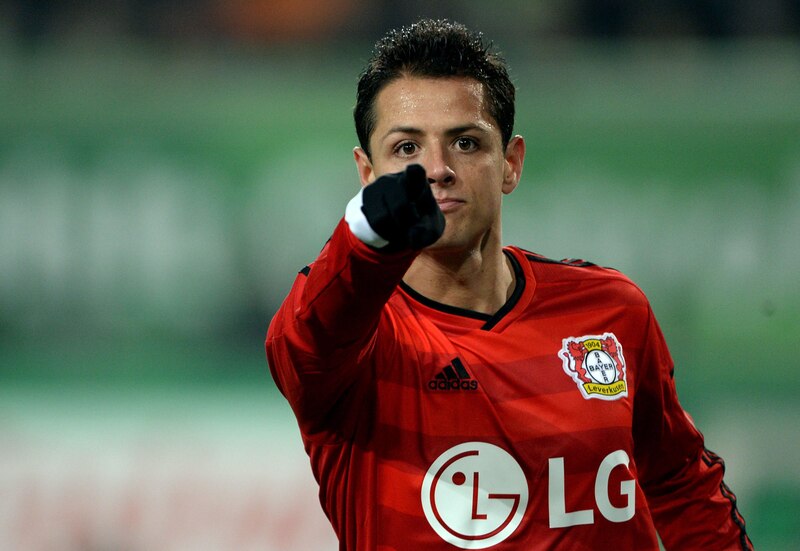 El futbolista mexicano Javier Hernández celebrando un gol con el Bayer Leverkusen.
