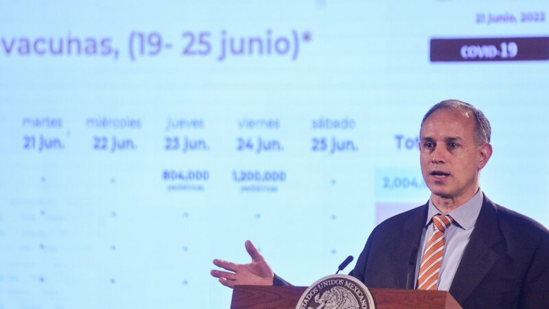 El gobierno mexicano informa sobre el avance de la vacunación contra COVID-19 en el país.