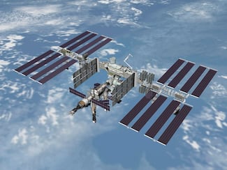 La NASA anuncia que terminó la emergencia en la EEI tras fuga de aire