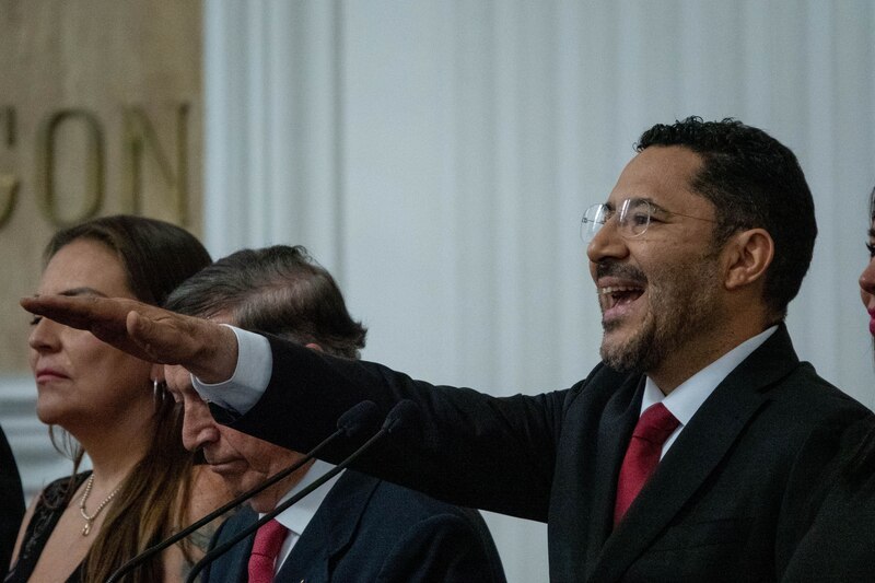 El presidente electo de Chile, Gabriel Boric, celebra su victoria en las elecciones presidenciales de 2021.