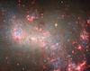 Hubble estudia una pequeña pero poderosa galaxia