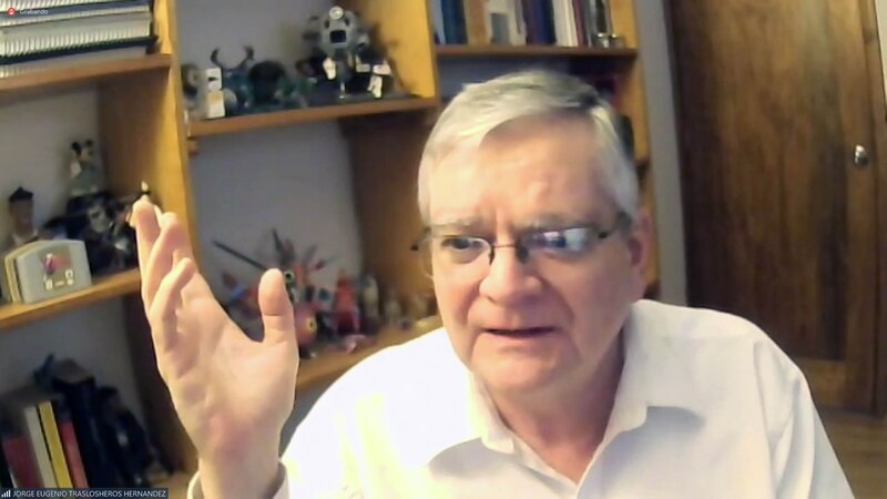 El profesor Jorge Eugenio Traslosheros Hernández da una conferencia virtual.