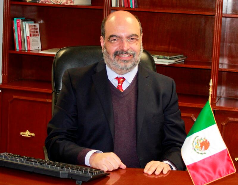 El Dr. Jorge Alcocer Varela, Secretario de Salud de México