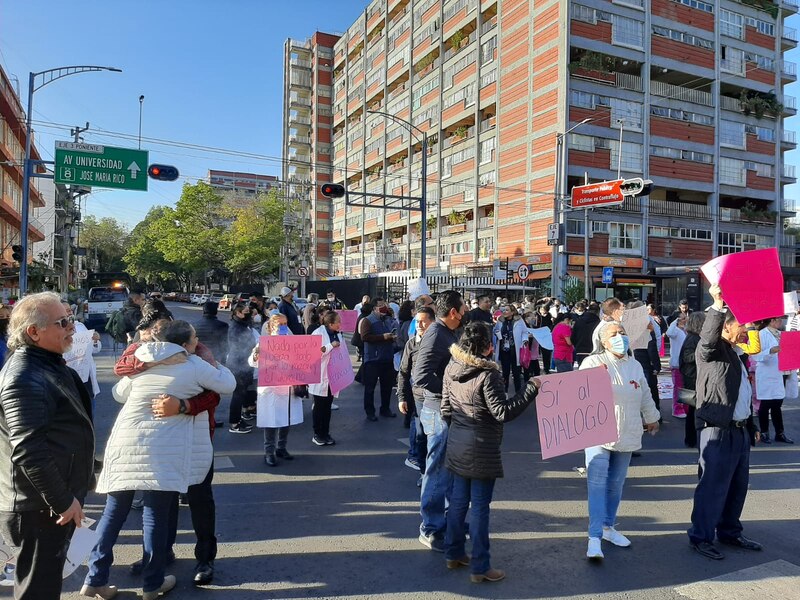 Protesta de trabajadores de la salud en la Ciudad de México