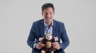Víctor González Herrera impulsa protección de primates con Simi Punch