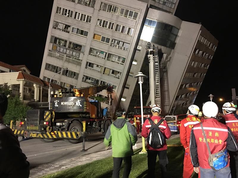 Rescate tras el terremoto de Hualien