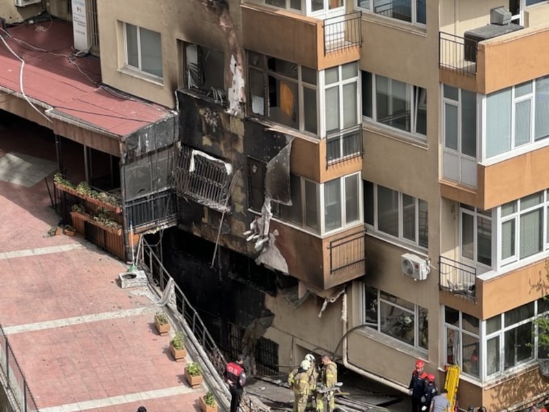 Incendio en un edificio de apartamentos