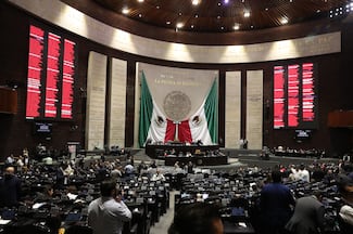 Diputados avalan reforma que prohíbe doble nacionalidad a candidatos a gubernaturas y presidencia 