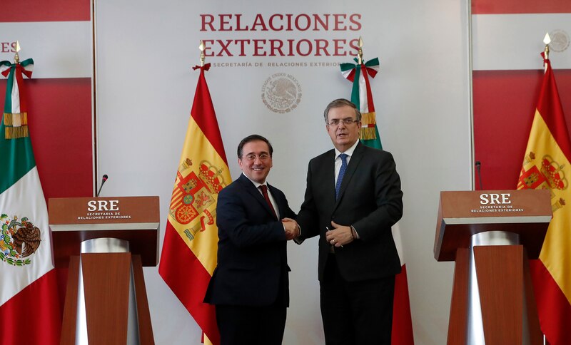 El canciller Marcelo Ebrard se reúne con su homólogo español, José Manuel Albares, en la Ciudad de México.