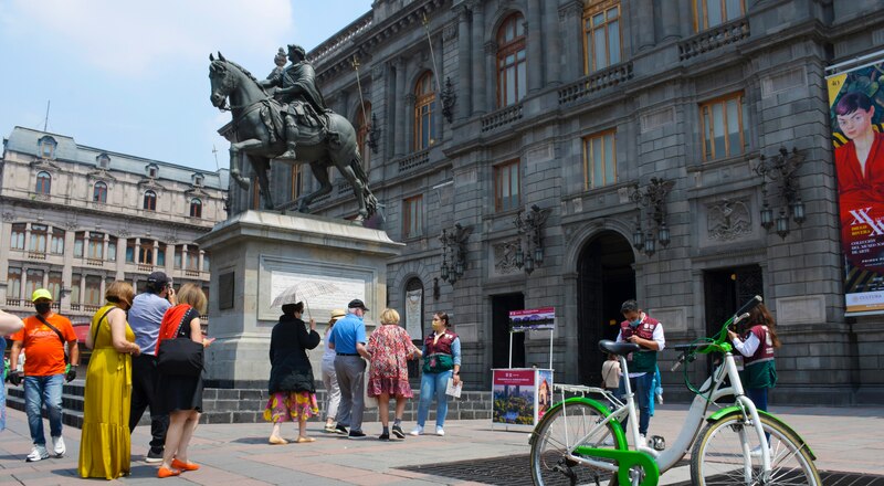 Monumento a Carlos IV en la Ciudad de México