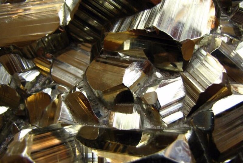 Pirita, el oro de los incautos