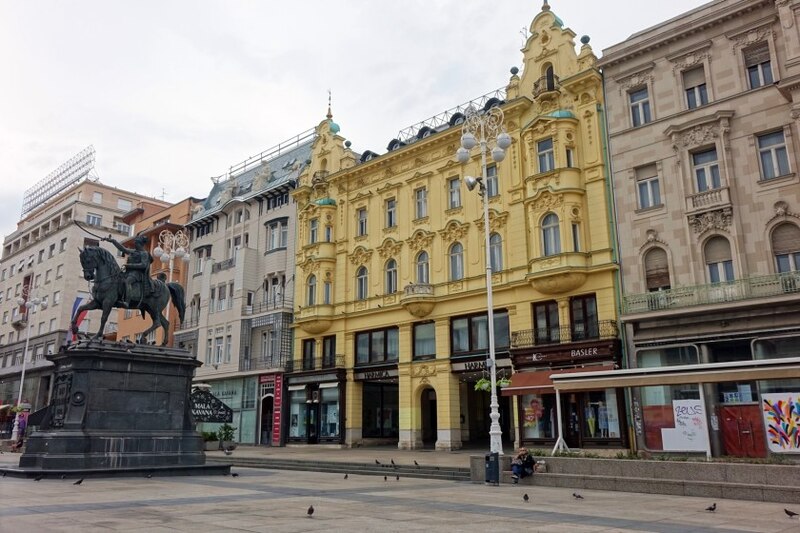 Monumento al rey Tomislav en la plaza del mismo nombre en Zagreb, capital de Croacia