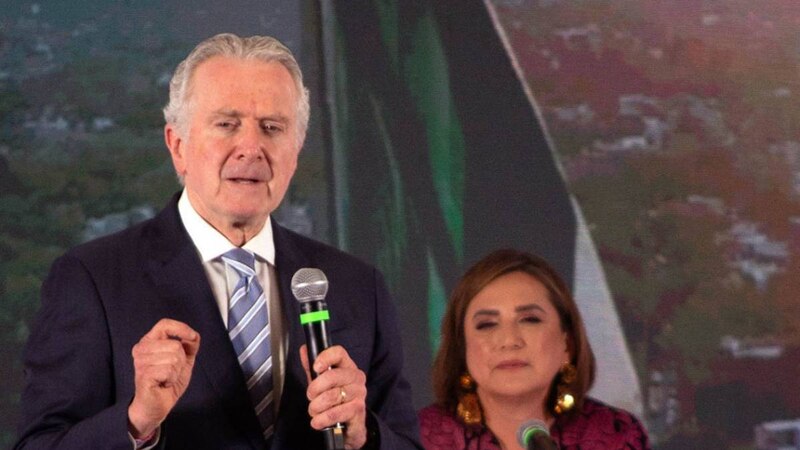 El presidente de México, Andrés Manuel López Obrador, pronuncia un discurso durante una conferencia de prensa.