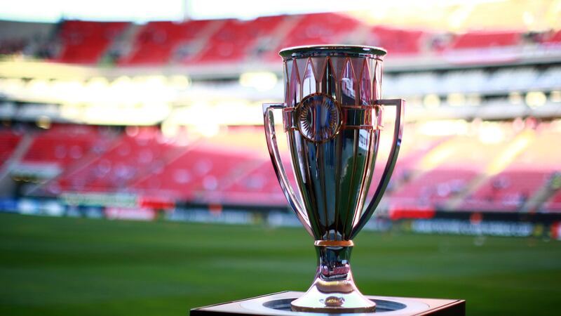 La Copa MLS es el trofeo que se otorga al campeón de la Major League Soccer (MLS).