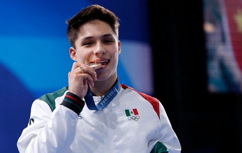 El gimnasta mexicano Donovan Carrillo gana medalla de bronce en Beijing 2022