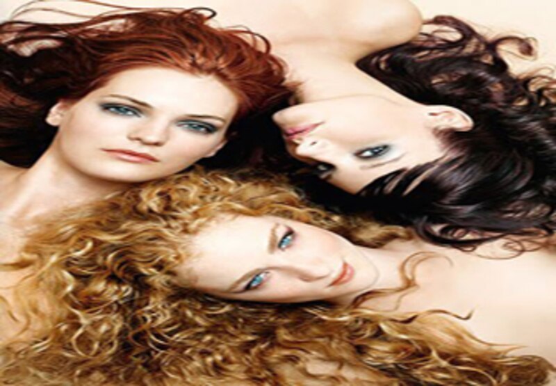 Tres mujeres con diferentes tipos de cabello
