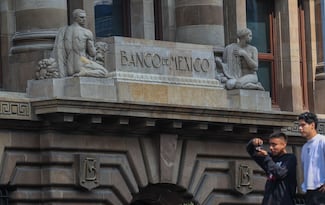 Banxico mantiene sin cambios la tasa de interés y la deja en 6.5% 