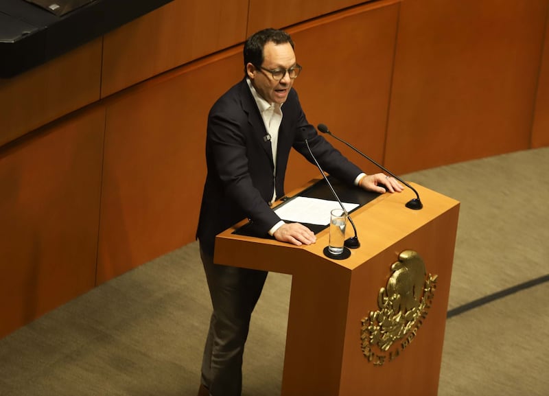 El senador Clemente Castañeda, coordinador de Movimiento Ciudadano, durante su participación en la Sesión Ordinaria de la Comisión Permanente en el Senado de la República.