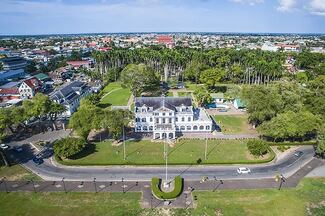 Unesco declara Patrimonio Mundial en Peligro el centro histórico de Paramaribo, en Surinam