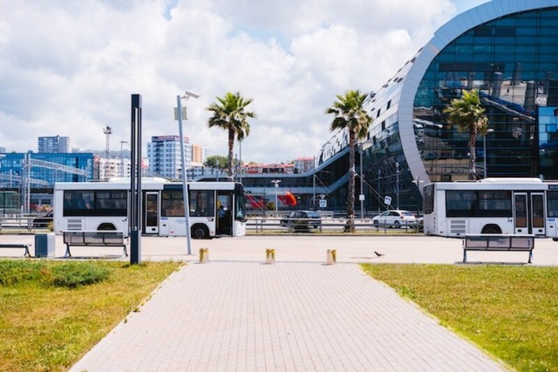 Autobuses en la estación de autobuses