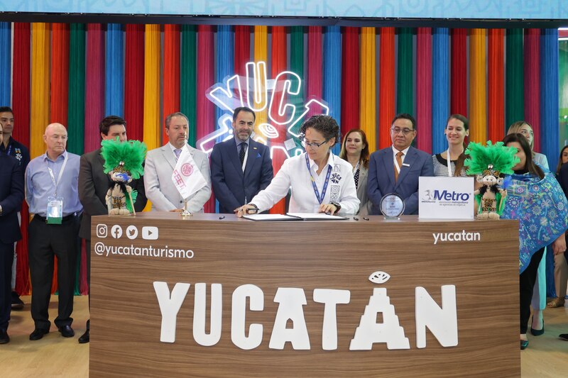 Firma de convenio entre la Secretaría de Fomento Turístico de Yucatán y la Asociación Metropolitana de Agencias de Viajes