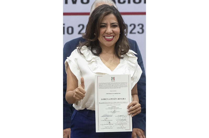 La Diputada Federal, Lorena Piñón Rivera, Presidenta de la Comisión de Asuntos Migratorios, durante la firma de la Carta Compromiso por los Derechos de las Personas Migrantes.