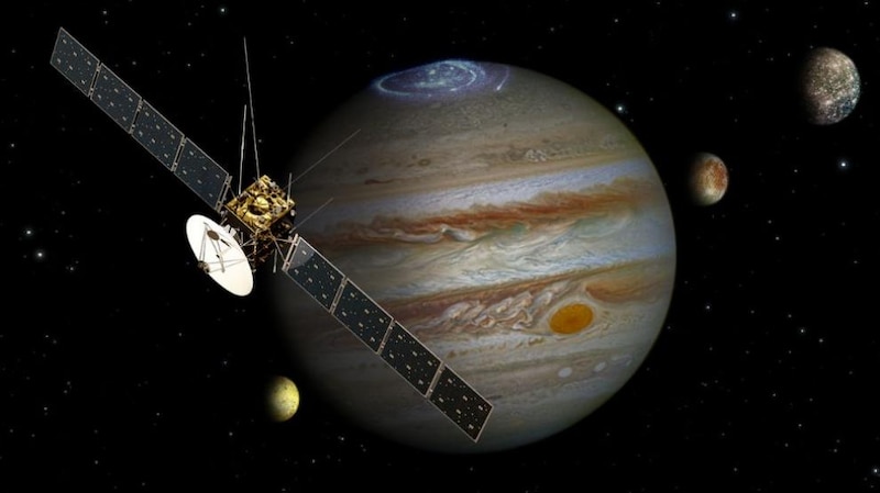 La sonda espacial Juno de la NASA orbita alrededor de Júpiter