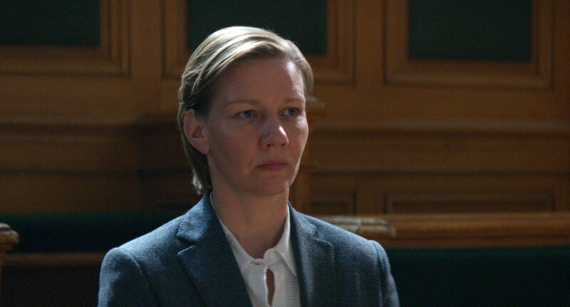 La mujer en el juicio