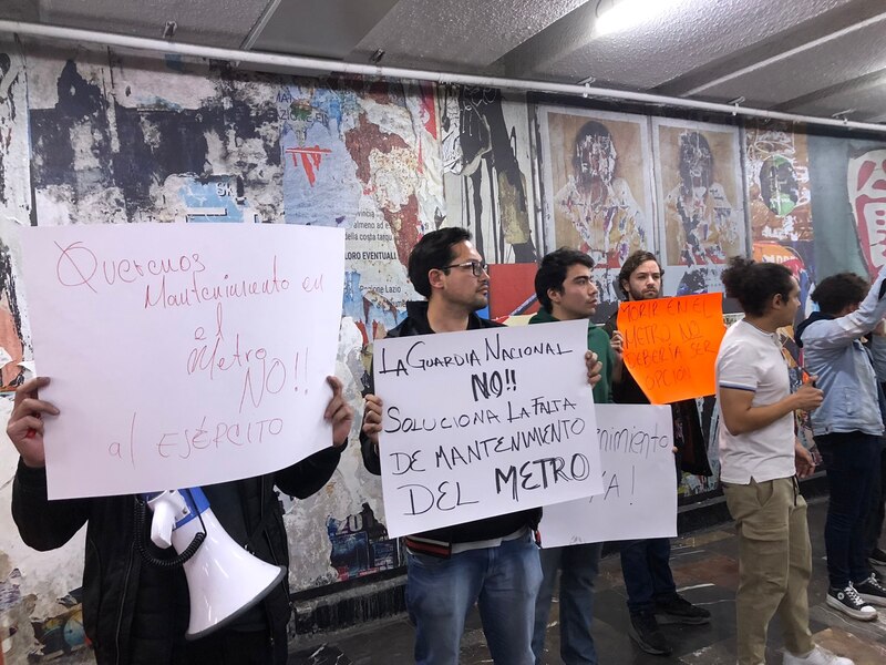 Title: Protesta en la Ciudad de México por el mantenimiento del metro