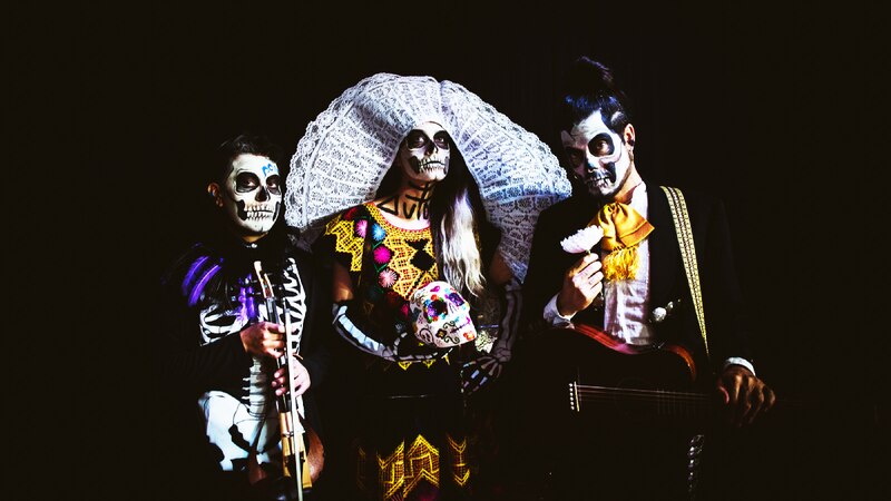 El trío calavera