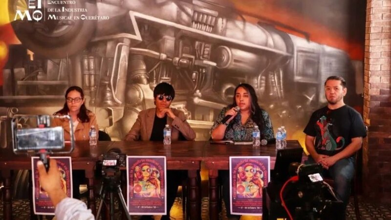 Panel de discusión sobre la industria musical en Querétaro