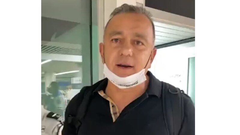 El actor Pablo Lyle es captado en el aeropuerto tras ser declarado culpable de homicidio involuntario