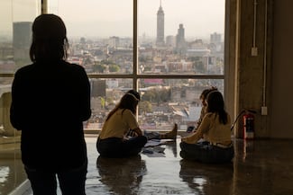 ¿Cómo vivir del arte? Piso 16 UNAM lanza su convocatoria 2026