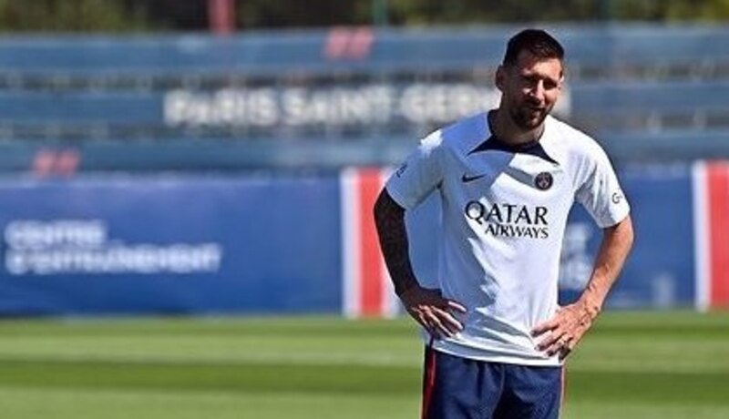 Lionel Messi, el jugador estrella del Paris Saint-Germain, durante un entrenamiento del equipo.