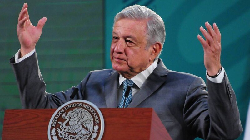 El presidente mexicano Enrique Peña Nieto da un discurso.