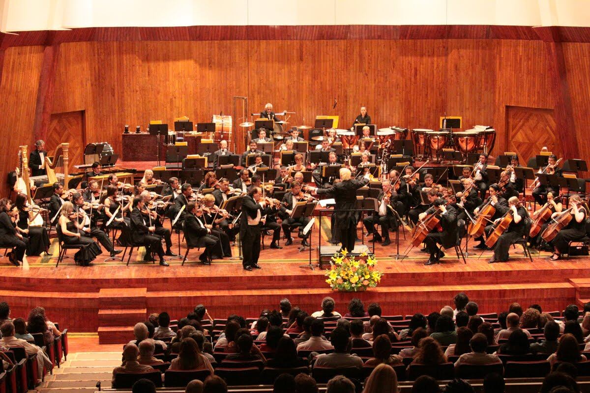 “Selena…Por siempre”, un homenaje sinfónico para la cantante de la OFA – La Crónica de Hoy México