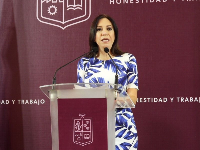La alcaldesa de Marbella, Ángeles Muñoz, durante un discurso.